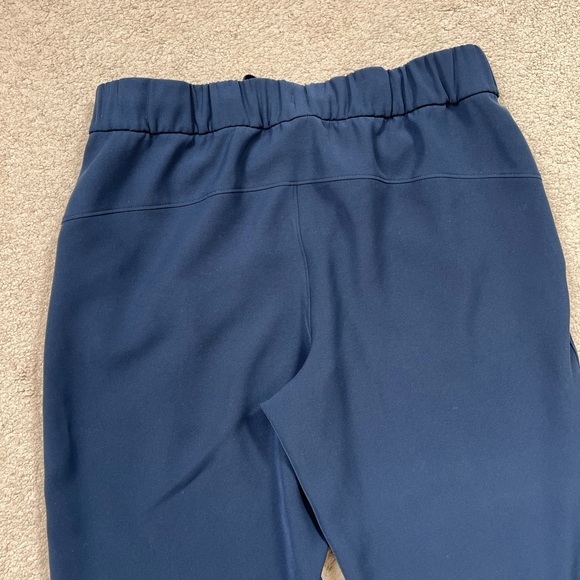 Lululemon‎ On The Fly Jogger Travel Woven Blue Pants Size 8 Athletic Workout - Picture 7 of 9